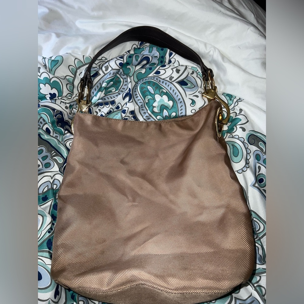 Shoulder bag